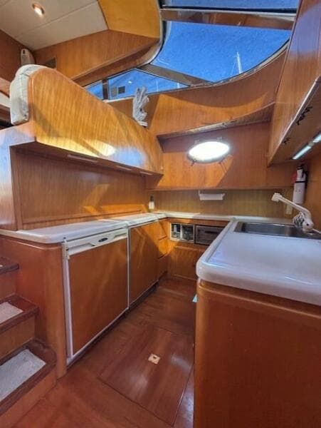 1994 Johnson High Tech 56' Euro