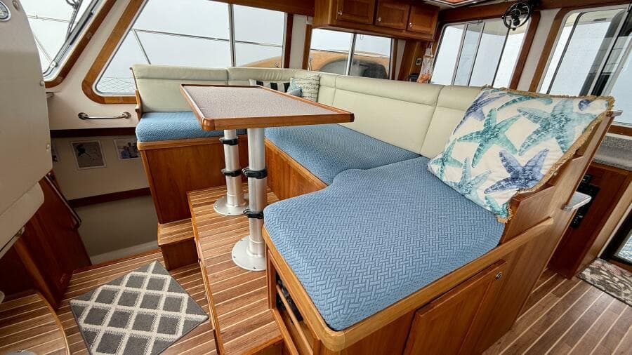 2014 Maine Cat P44