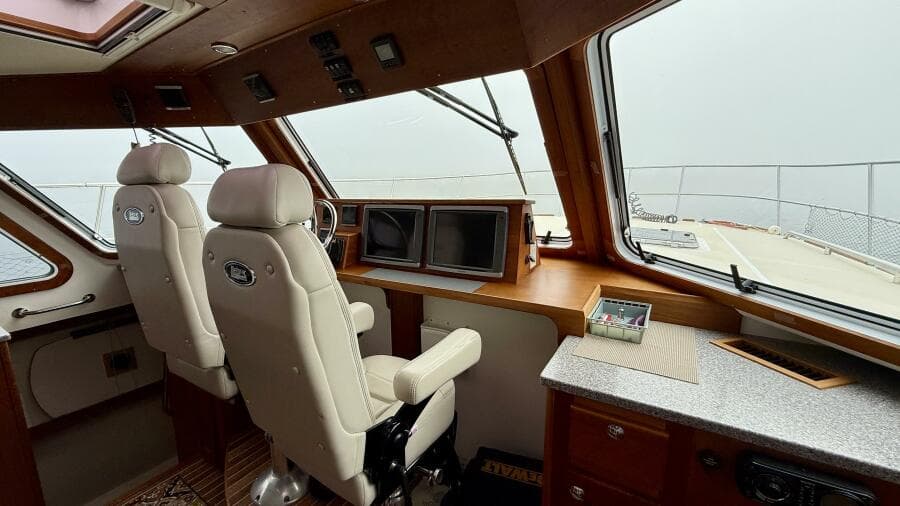 2014 Maine Cat P44