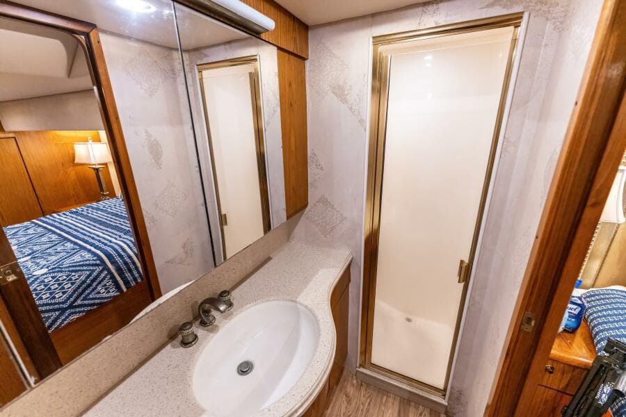 2006 Ocean Yachts 