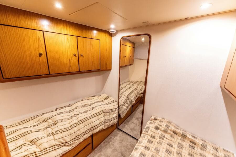2006 Ocean Yachts 