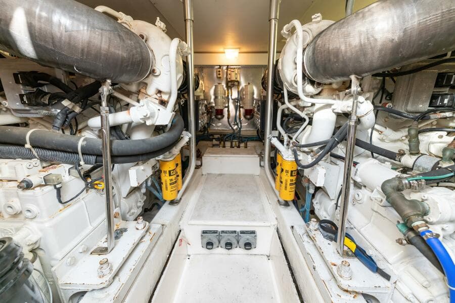 2006 Ocean Yachts 