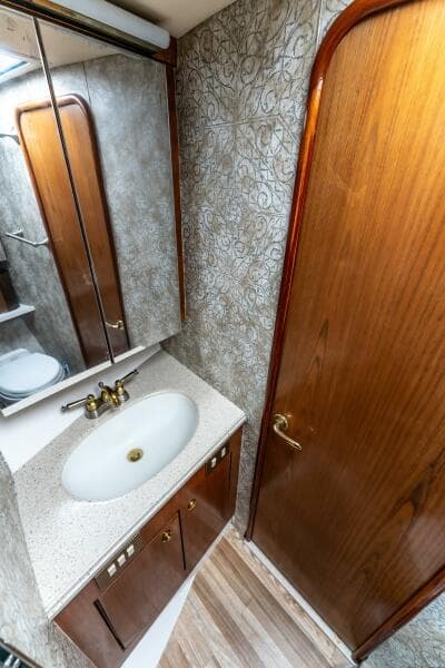 2006 Ocean Yachts 