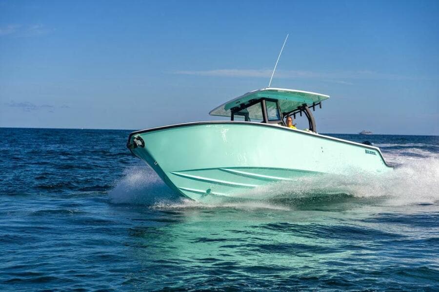 2026 Reef Runner 340