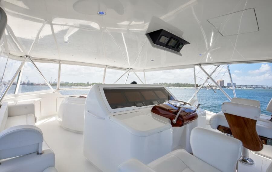 2010 Viking 82 Convertible