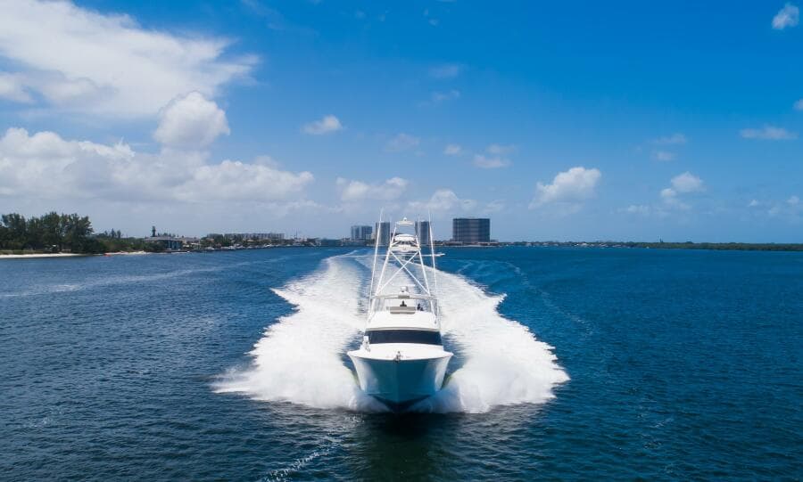 2010 Viking 82 Convertible