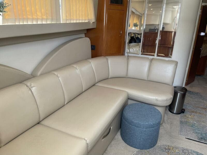 2006 Carver 36 Mariner