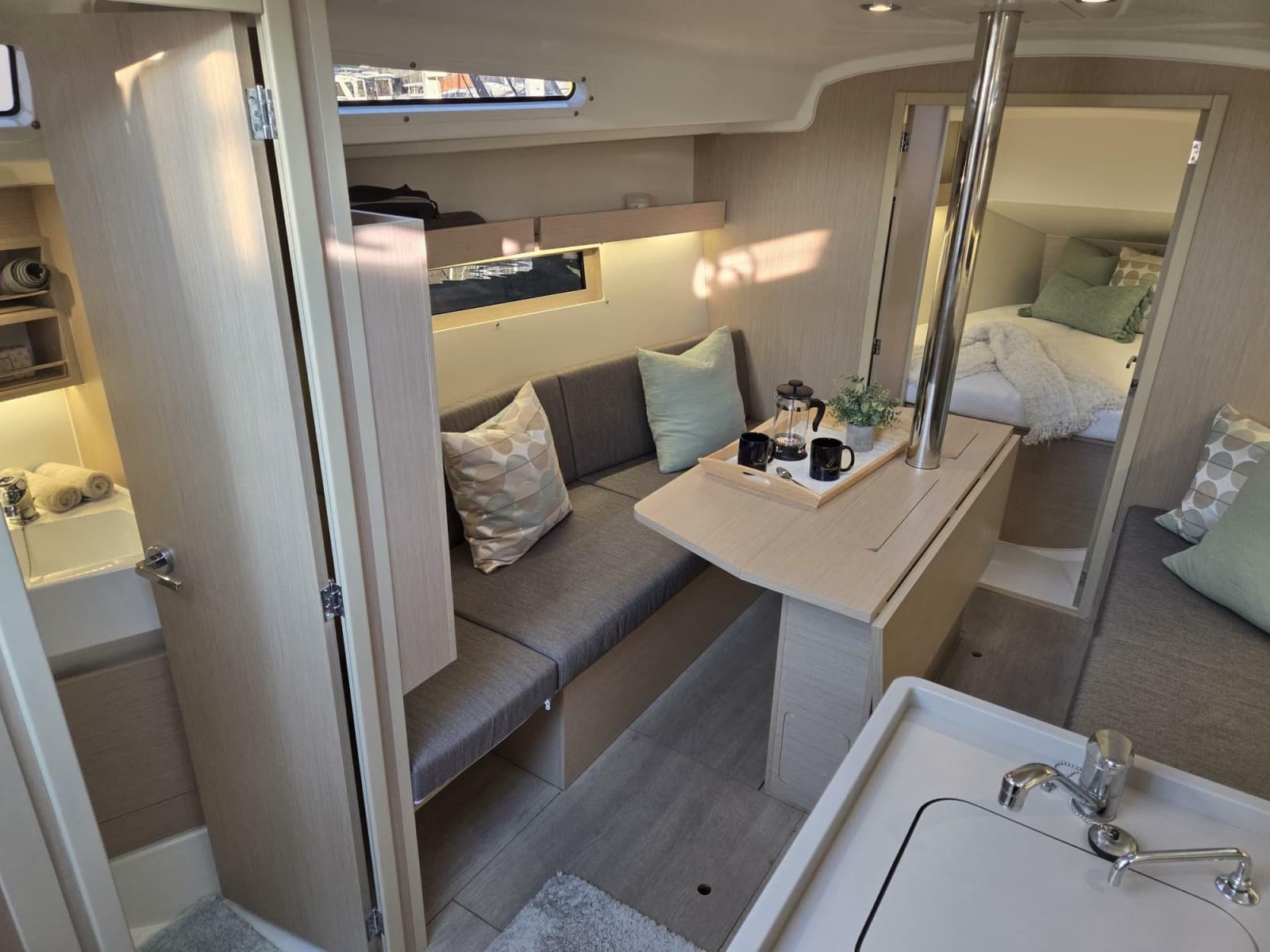 2023 Beneteau Oceanis 34.1