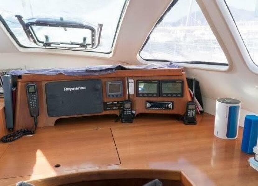 2004-catana-47-ocean-class-sail-9851023-20250626161454750-1.jpg