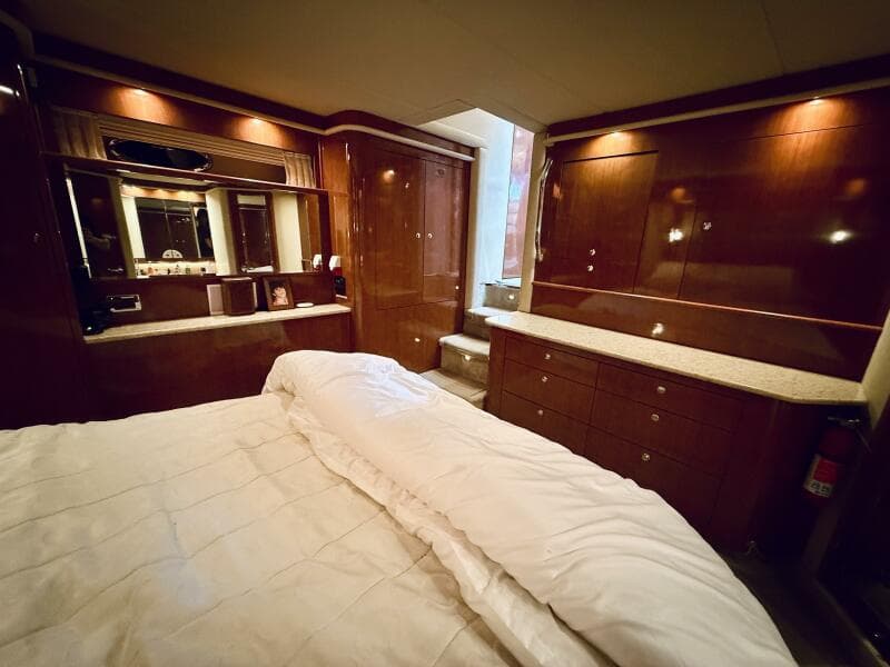 2003 Sea Ray 480 Motor Yacht