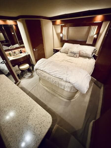 2003 Sea Ray 480 Motor Yacht