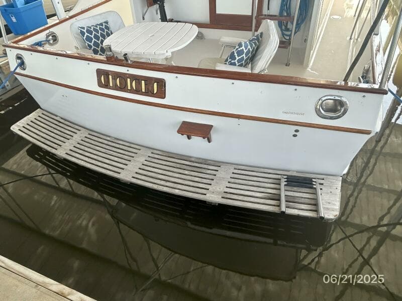 36' Grand Banks swimplatform