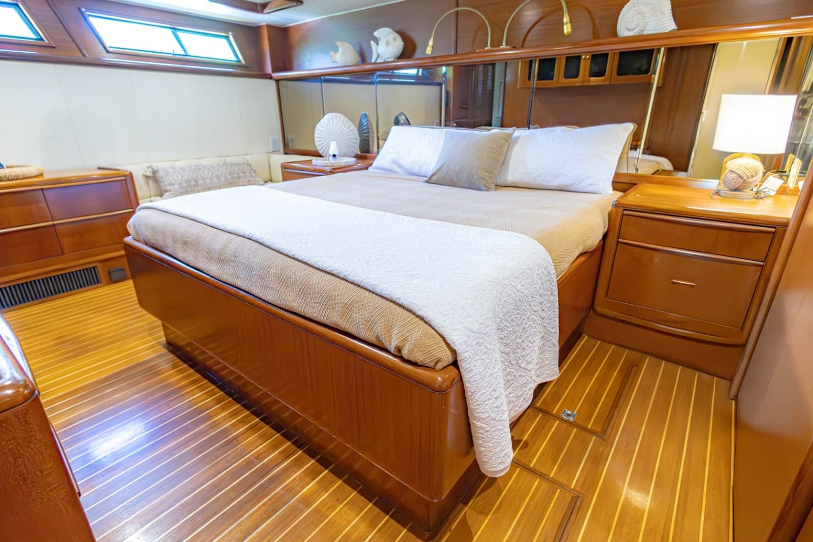 1990 Viking Cockpit Motor Yacht
