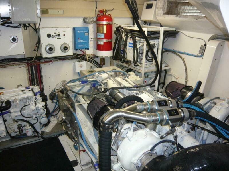 1990 Viking Cockpit Motor Yacht