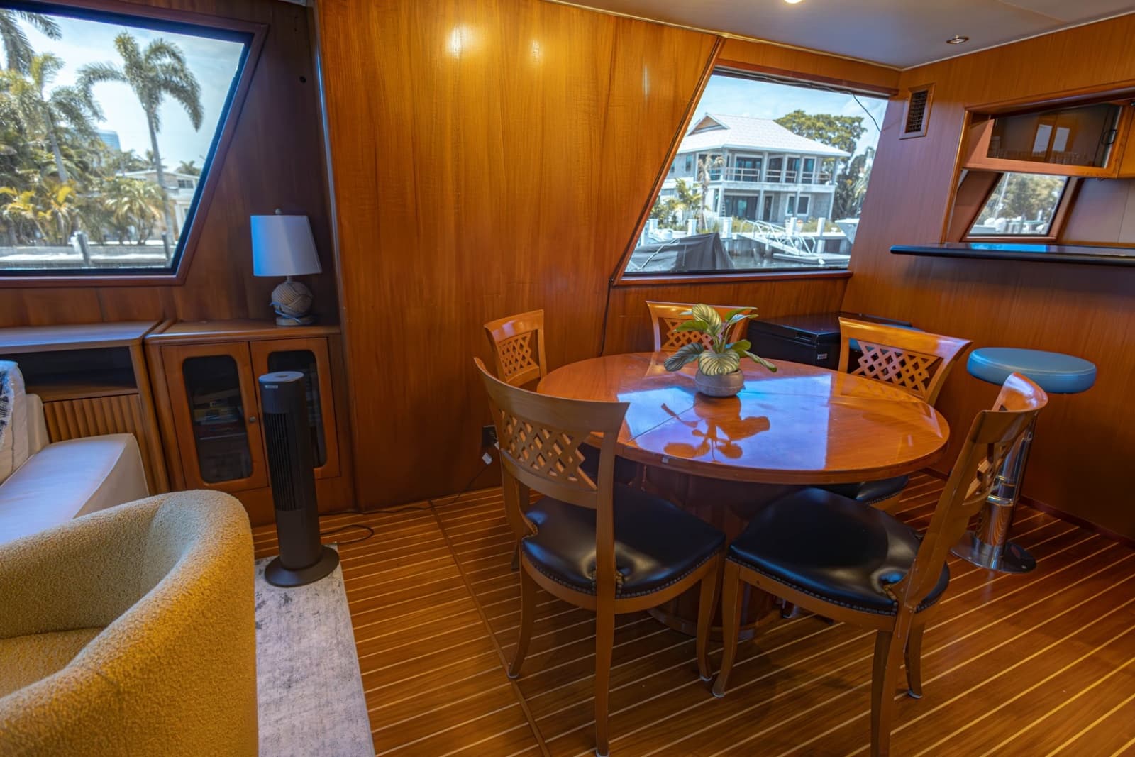 1990 Viking Cockpit Motor Yacht