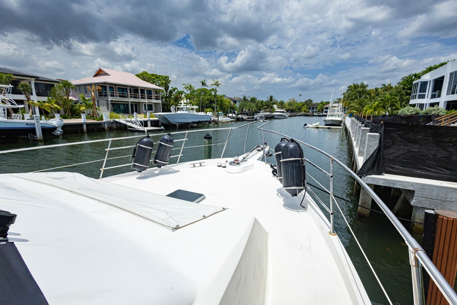 1990 Viking Cockpit Motor Yacht