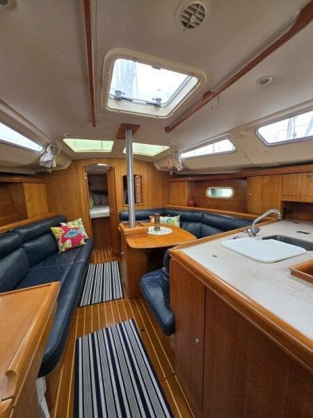 2002 Hunter 356