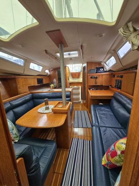 2002 Hunter 356