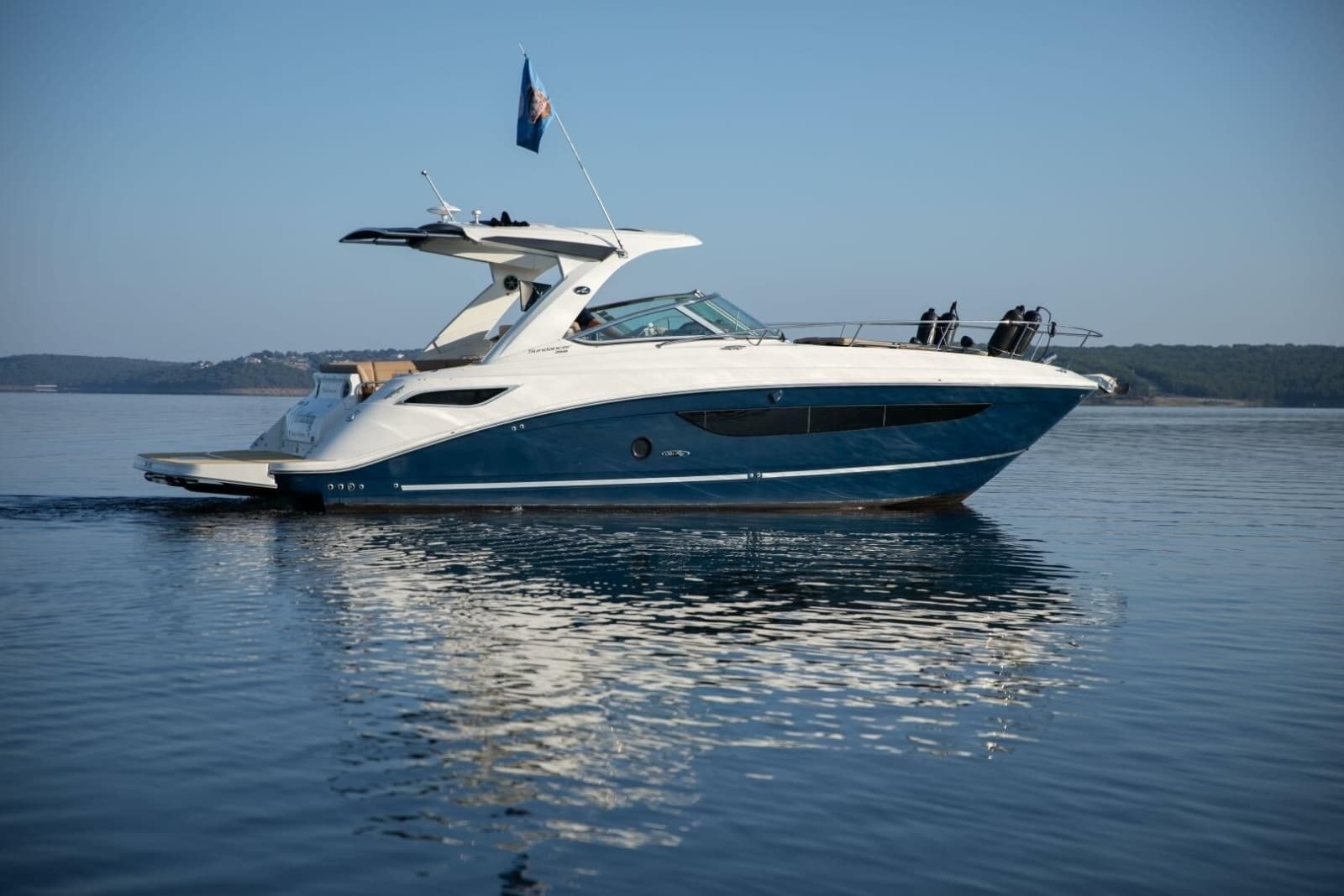 2016 Sea Ray Sundancer 350
