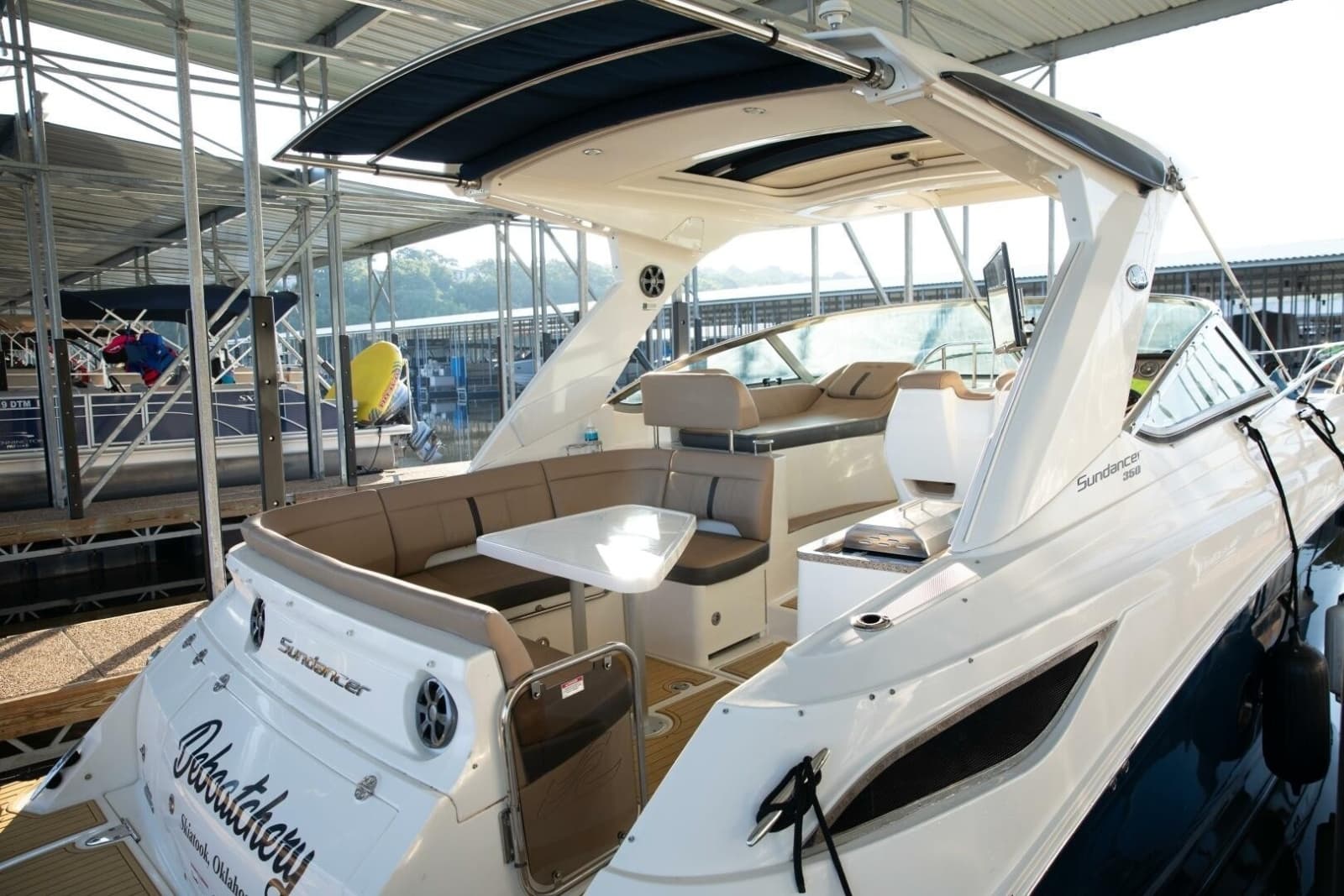 2016 Sea Ray Sundancer 350