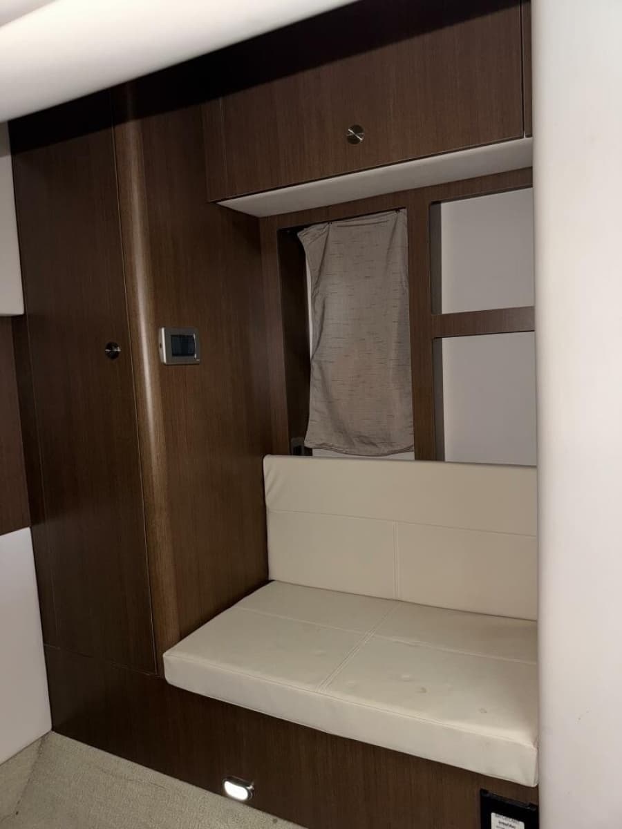 2016 Sea Ray Sundancer 350