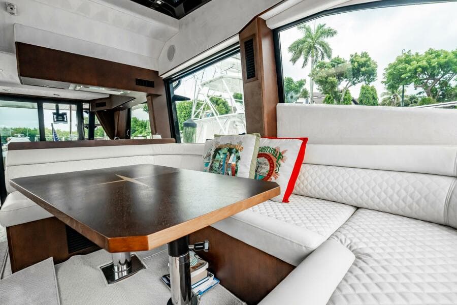 2017 Galeon 510 Skybridge