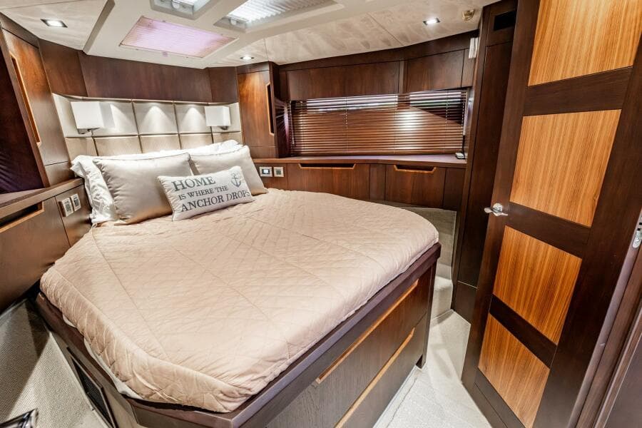 2017 Galeon 510 Skybridge
