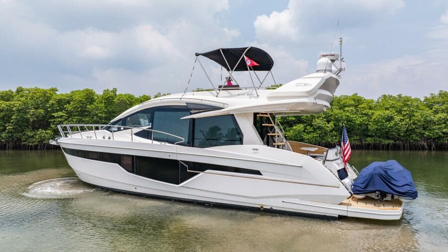 2017 Galeon 510 Skybridge