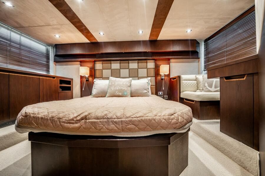 2017 Galeon 510 Skybridge
