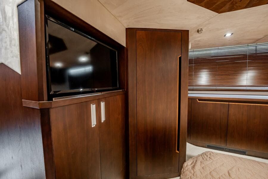 2017 Galeon 510 Skybridge