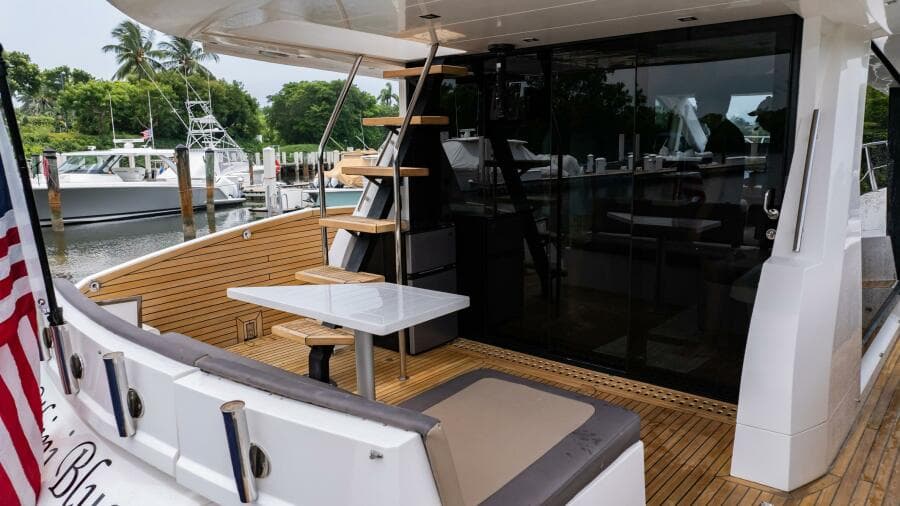 2017 Galeon 510 Skybridge