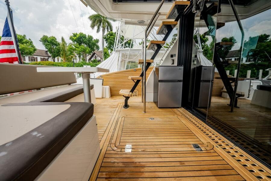 2017 Galeon 510 Skybridge