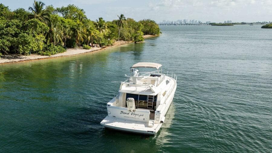 1998 Ferretti Yachts 55 Motor Yacht