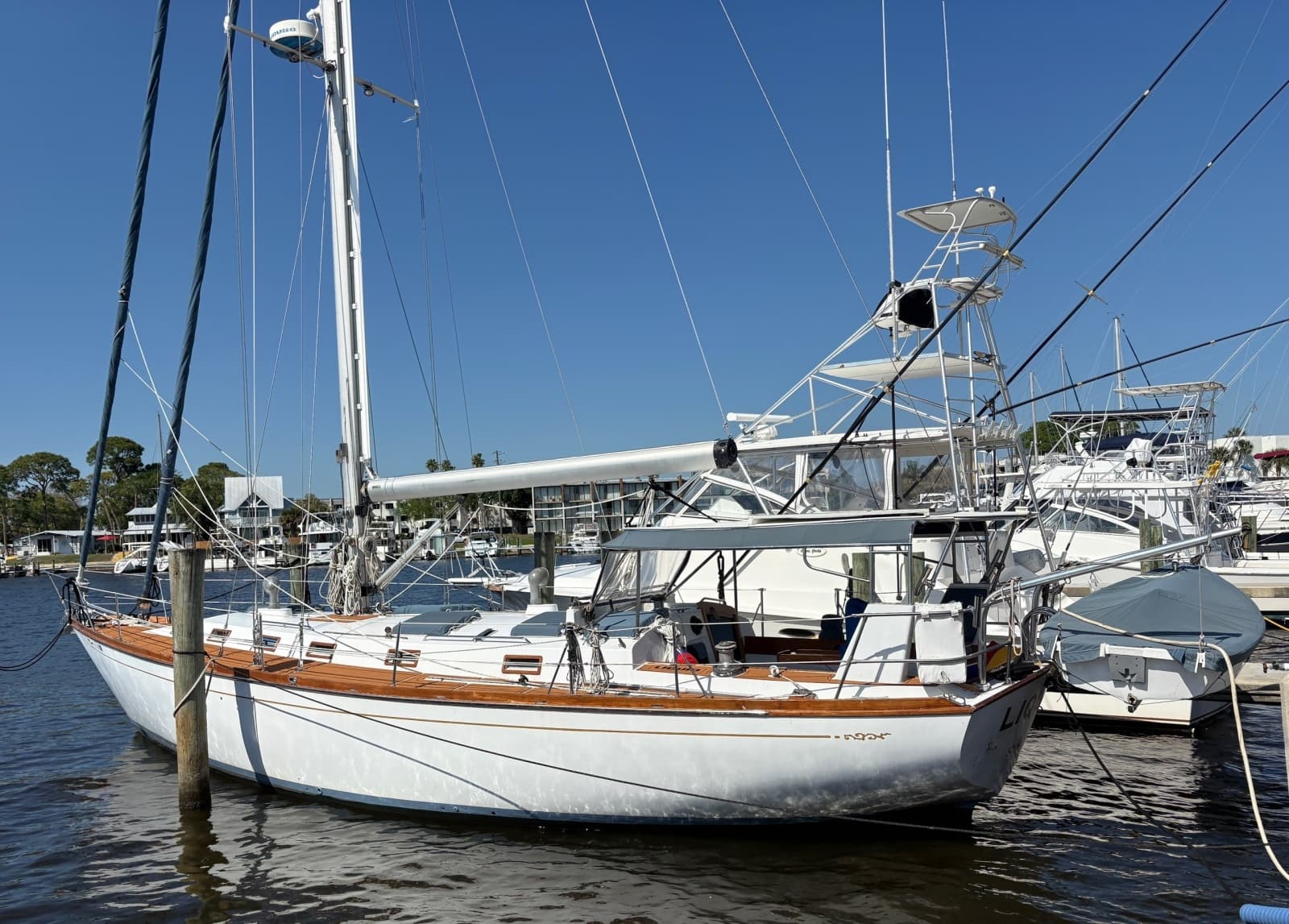 1980 Cheoy Lee Aft Cockpit