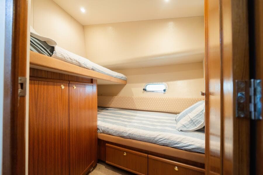 1999 Bayliner 5788