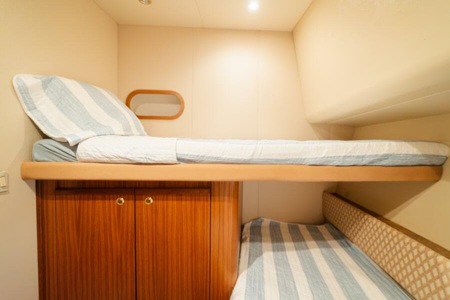 1999 Bayliner 5788