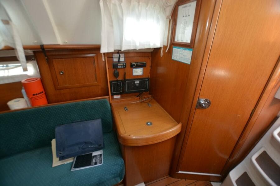 2000 Beneteau Oceanis 311