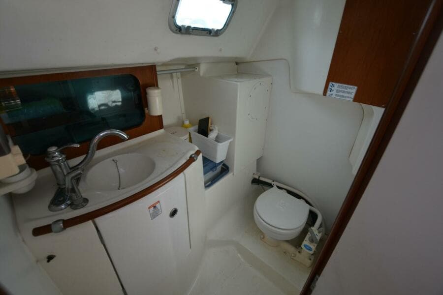 2000 Beneteau Oceanis 311