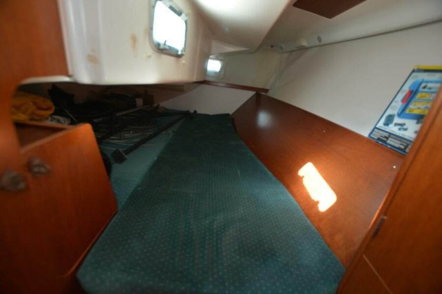 2000 Beneteau Oceanis 311