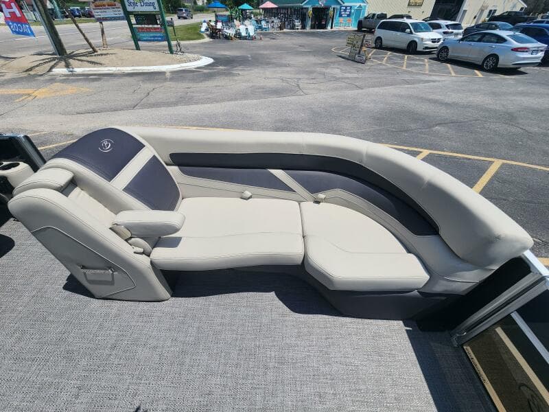 2022 Barletta 22UC