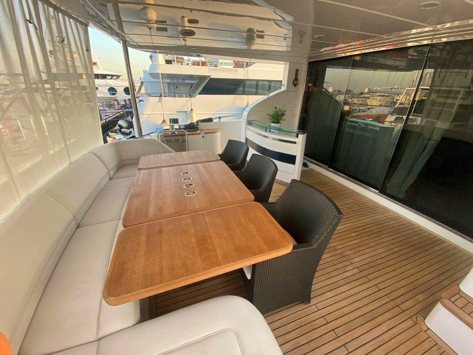2011 Princess Yachts 