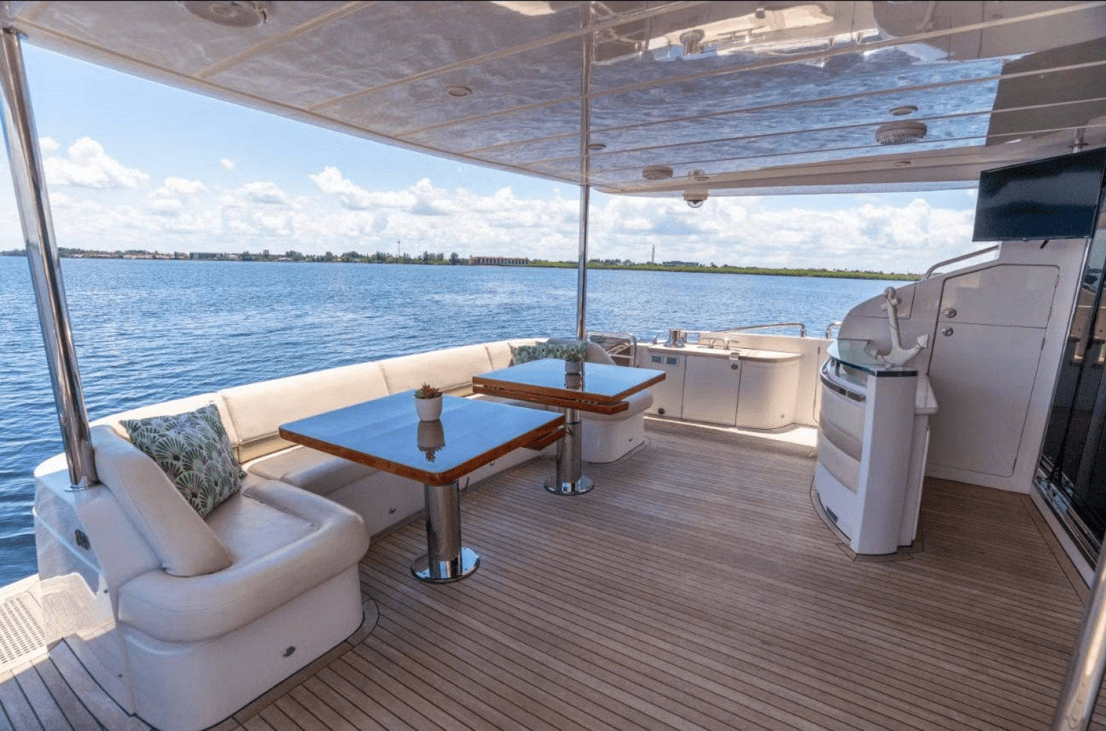 2011 Princess Yachts 