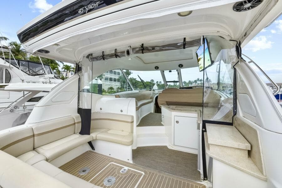 2016 Formula 45 Yacht