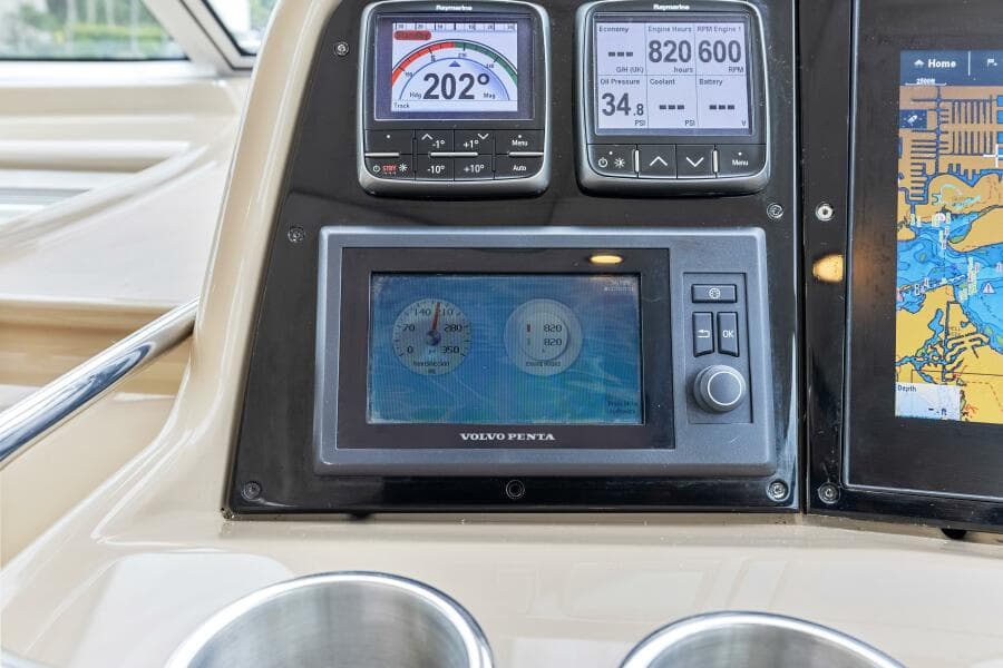 2016 Formula 45 Yacht
