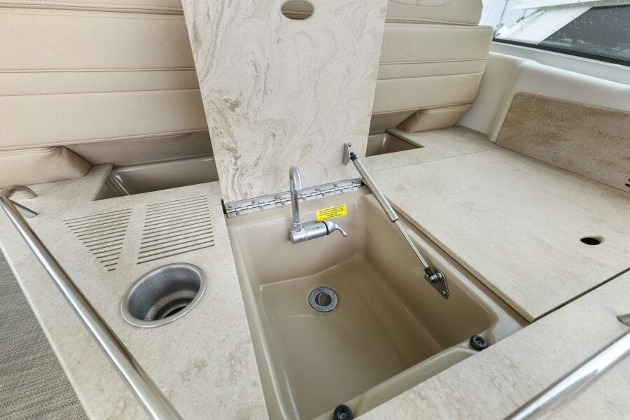 2016 Formula 45 Yacht