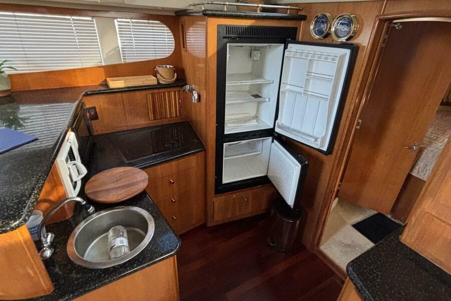 2001 Carver 396 Aft Cabin MY
