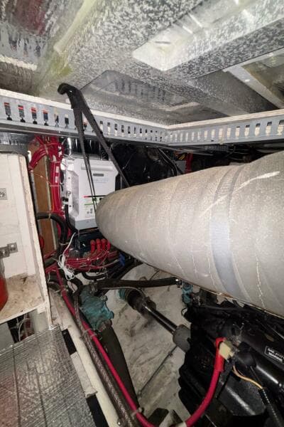 2001 Carver 396 Aft Cabin MY