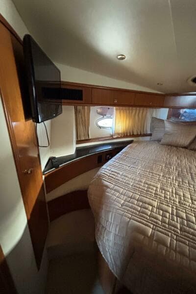 2001 Carver 396 Aft Cabin MY