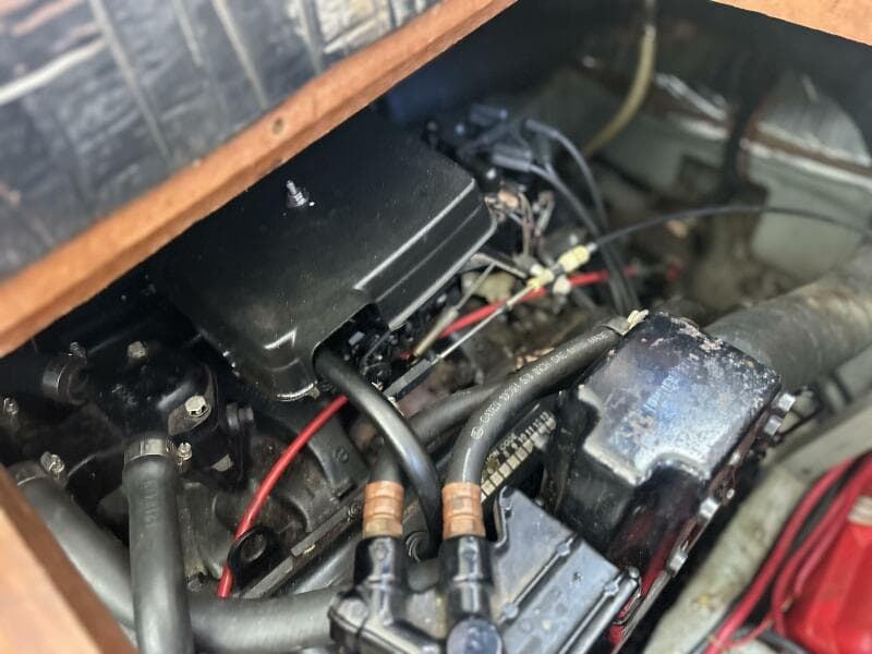 1985 Carver 3207