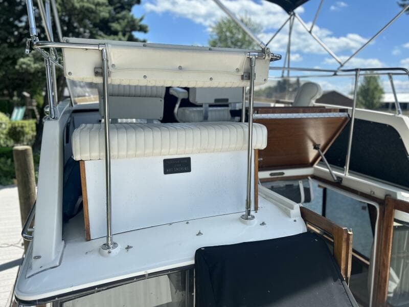 1985 Carver 3207